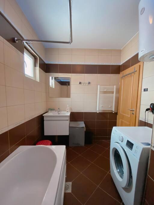 Appartement Siera'S Penthouse à Pristina Extérieur photo